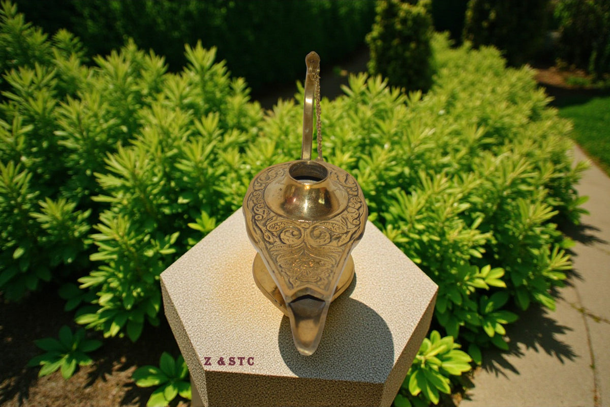Golden Aladdin’s Magic Lamp – Brass Handcrafted Chirag for Home & Gifting