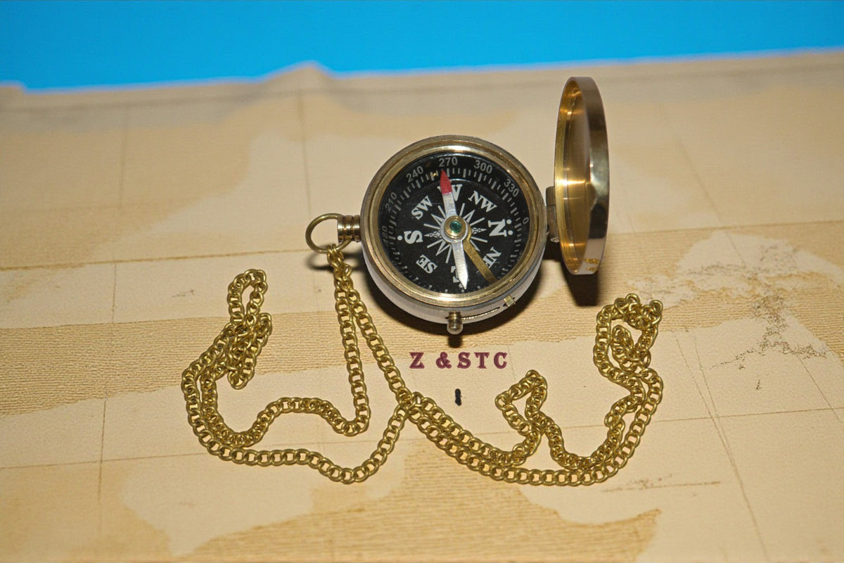 Vintage-Style Brass Compass – STV Lord Kelvin 1824–1907 Engraved Collectible