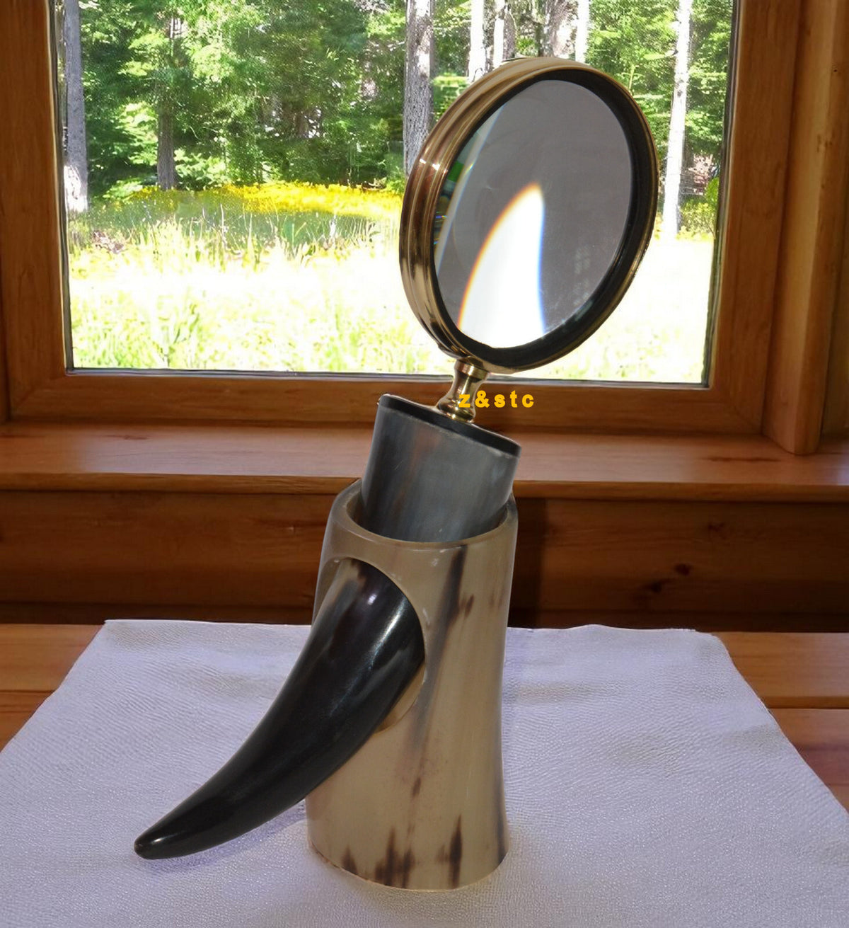 Vintage Brass Handheld Magnifying Glass Nautical Style Reader Lens