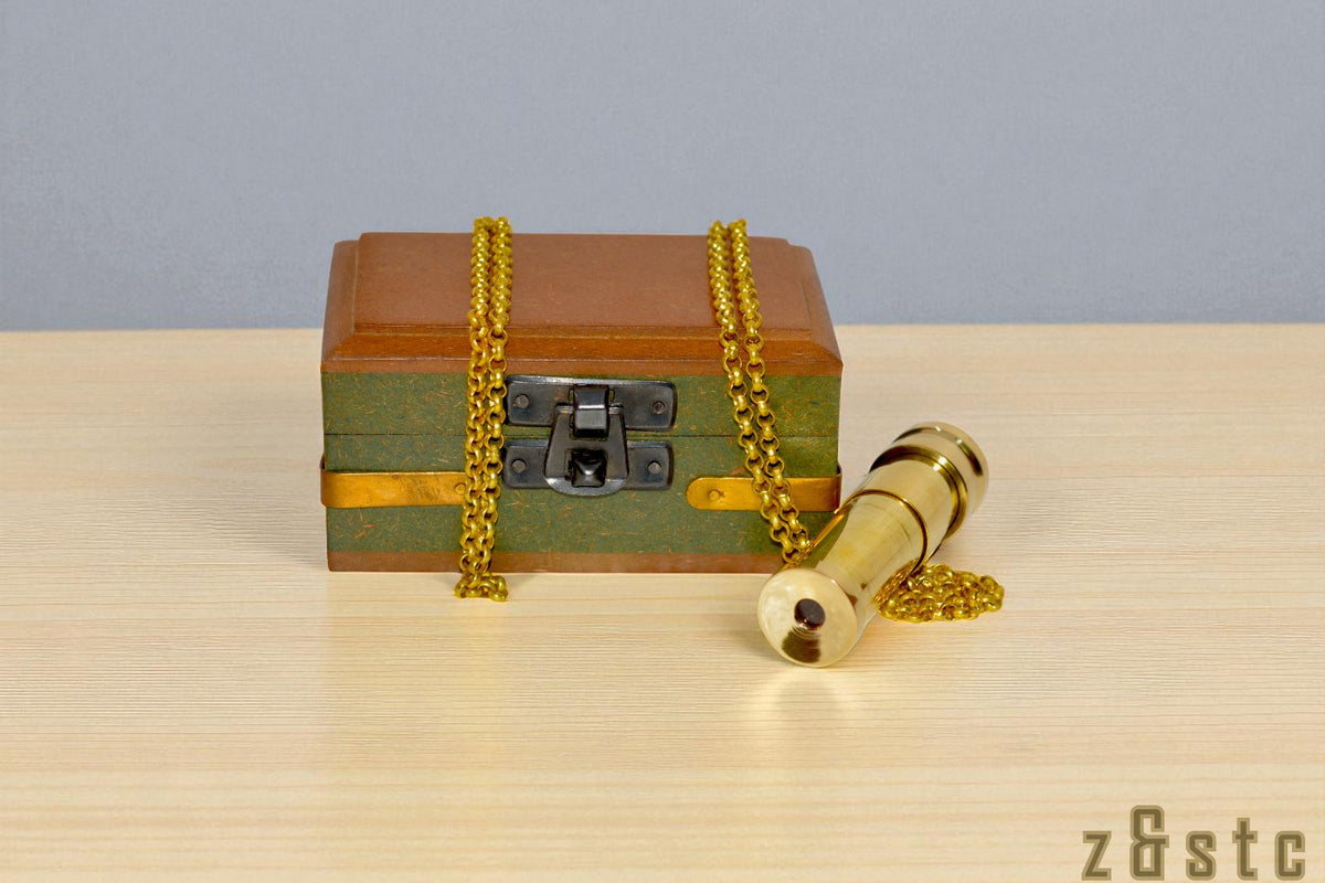 Solid Brass Kaleidoscope – Vintage Look with Elegant Wood Box