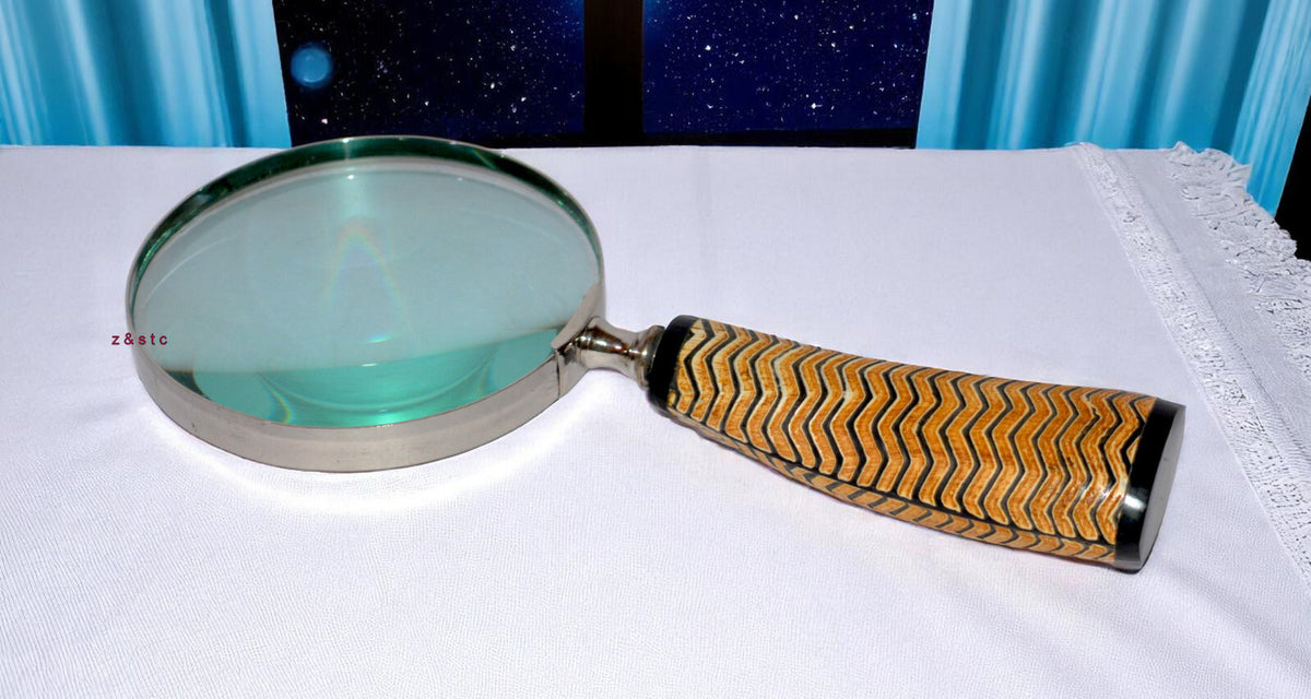 Elegant Brass Reading Magnifier Vintage Style Handheld Loupe