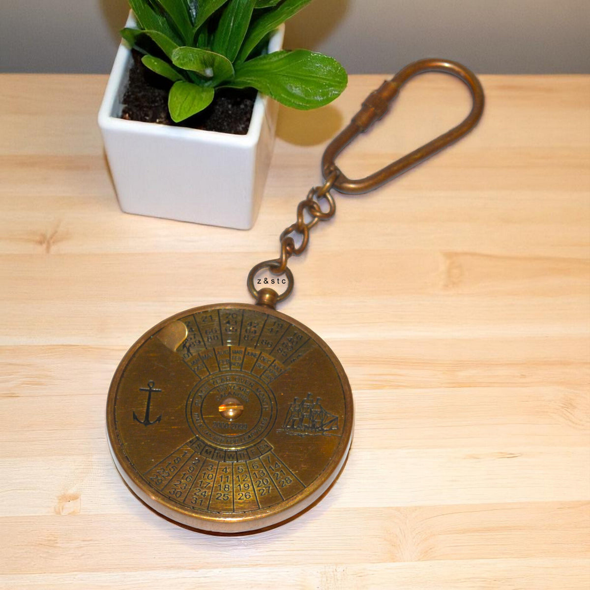 Vintage Brass Perpetual Calendar Keychain Mini Pocket Date Finder