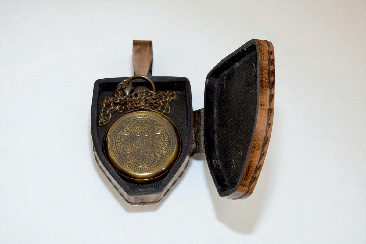 Vintage Brass Pocket Watch with Leather Case – Classic Collectible Timepiece
