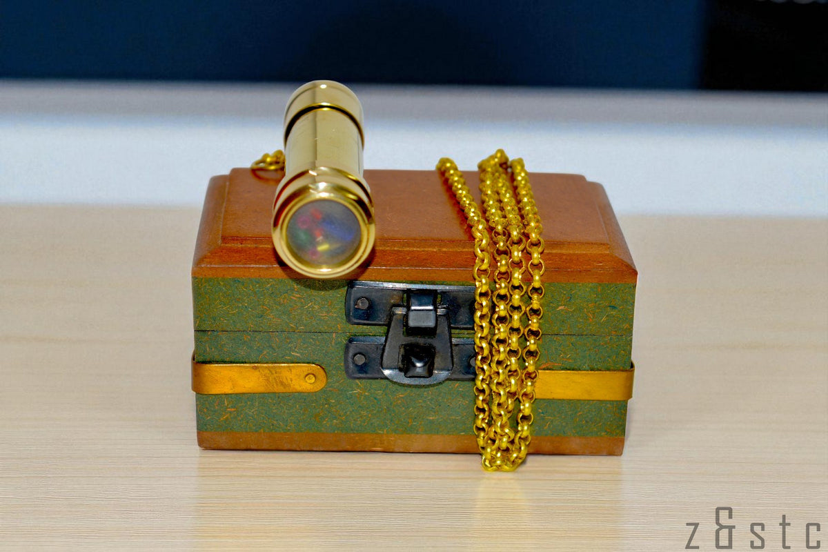 Solid Brass Kaleidoscope – Vintage Look with Elegant Wood Box