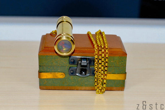 Solid Brass Kaleidoscope – Vintage Look with Elegant Wood Box
