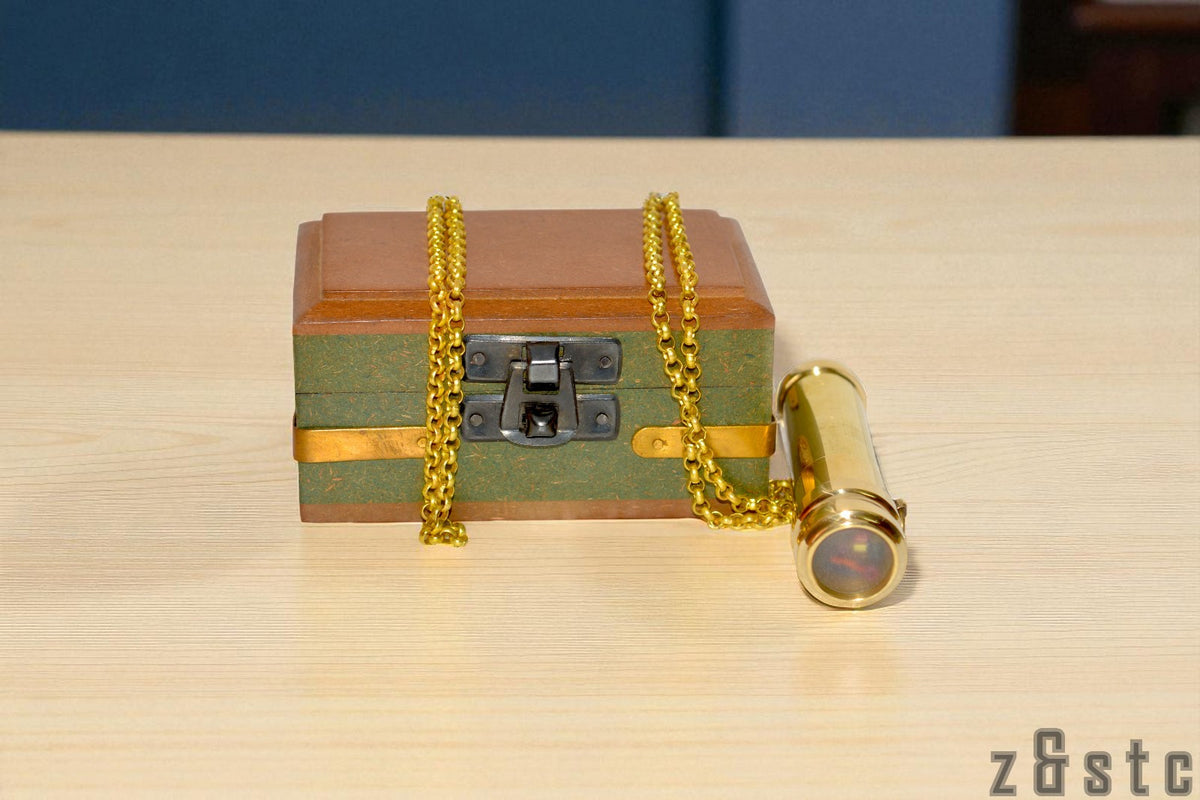 Solid Brass Kaleidoscope – Vintage Look with Elegant Wood Box