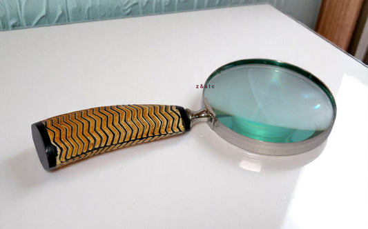 Elegant Brass Reading Magnifier Vintage Style Handheld Loupe