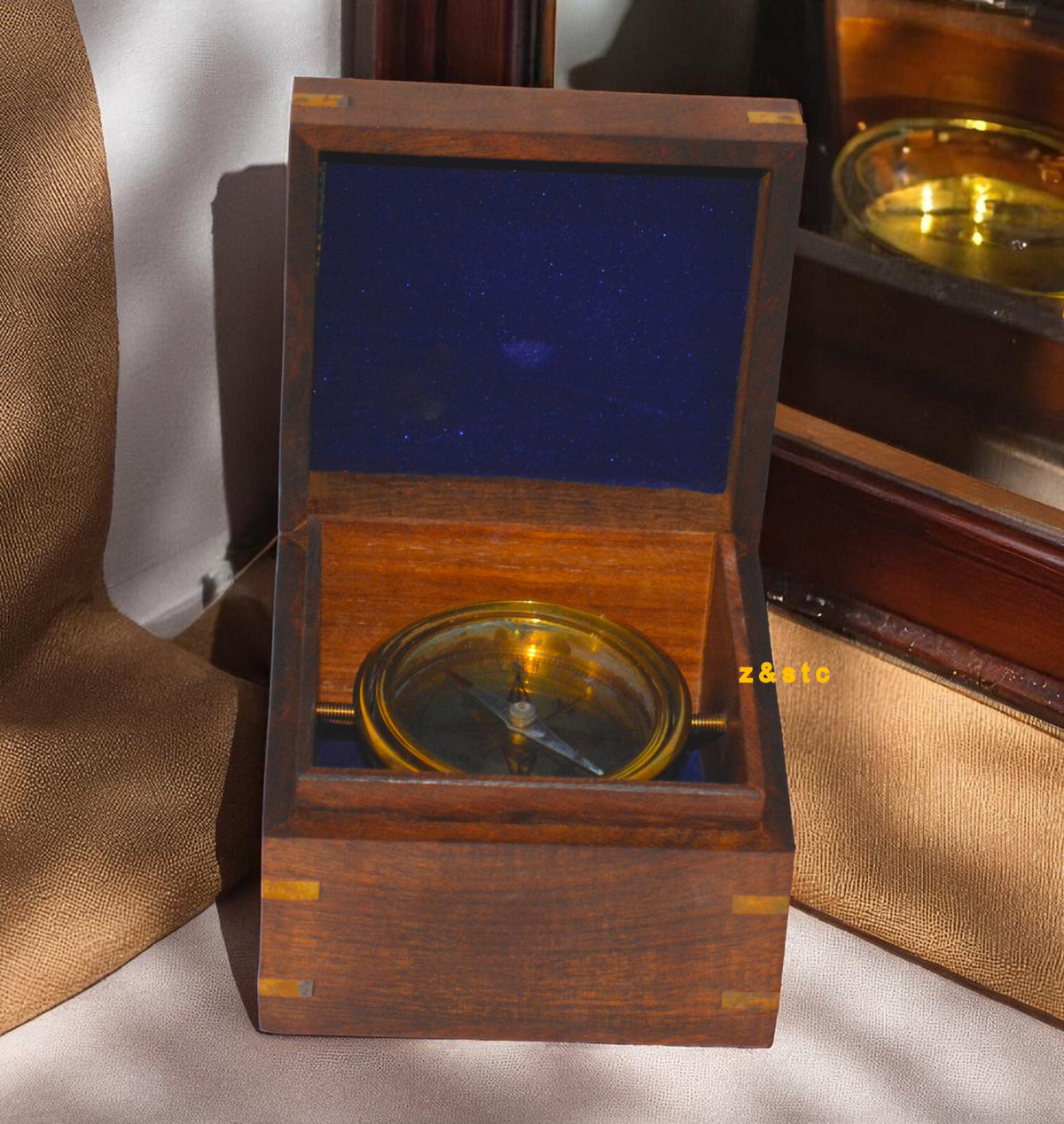 Vintage Brass Gimballed Compass – Nautical Maritime Style for Outdoor Adventures