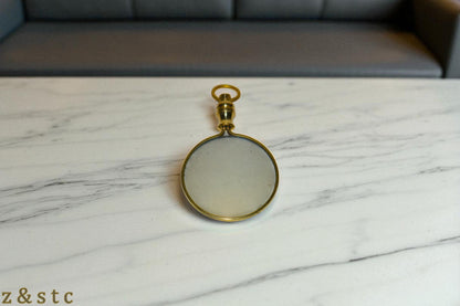 Compact Vintage Magnifying Glass – Handy Loupe for Travel & Reading