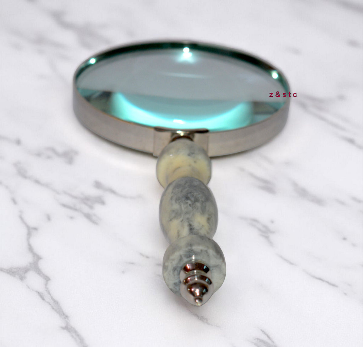 Vintage Brass Magnifying Glass Handheld Lens for Reading & Display