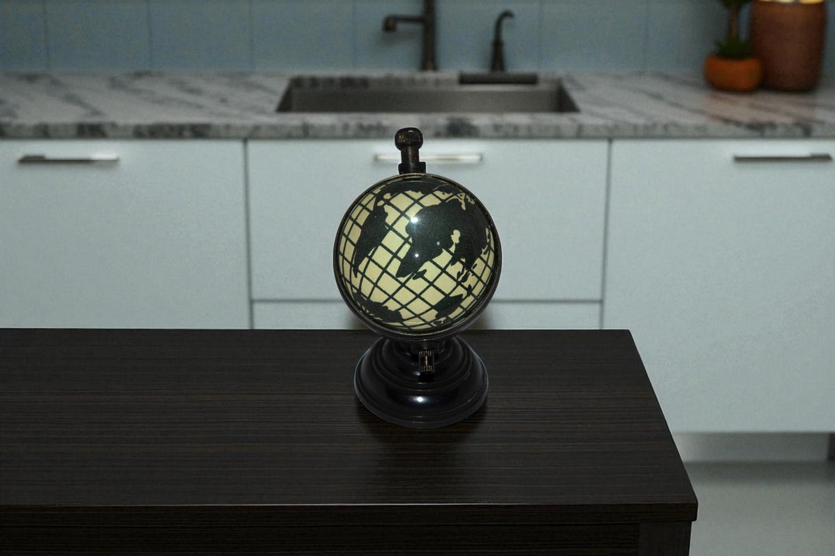 Retro Brass Table Clock – Timeless Vintage Desk Timepiece for Home/Office