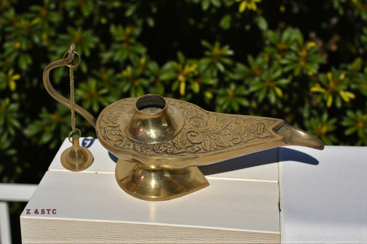 Golden Aladdin’s Magic Lamp – Brass Handcrafted Chirag for Home & Gifting